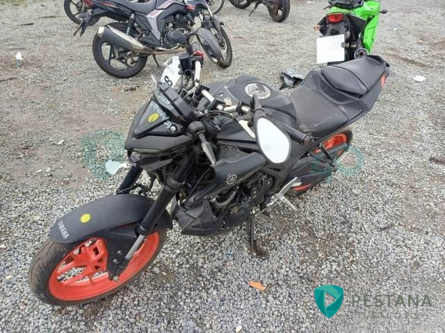 LOTE 26 YAMAHA MT-03 321 2020/2021